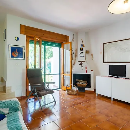 Awesome In With Kitchen